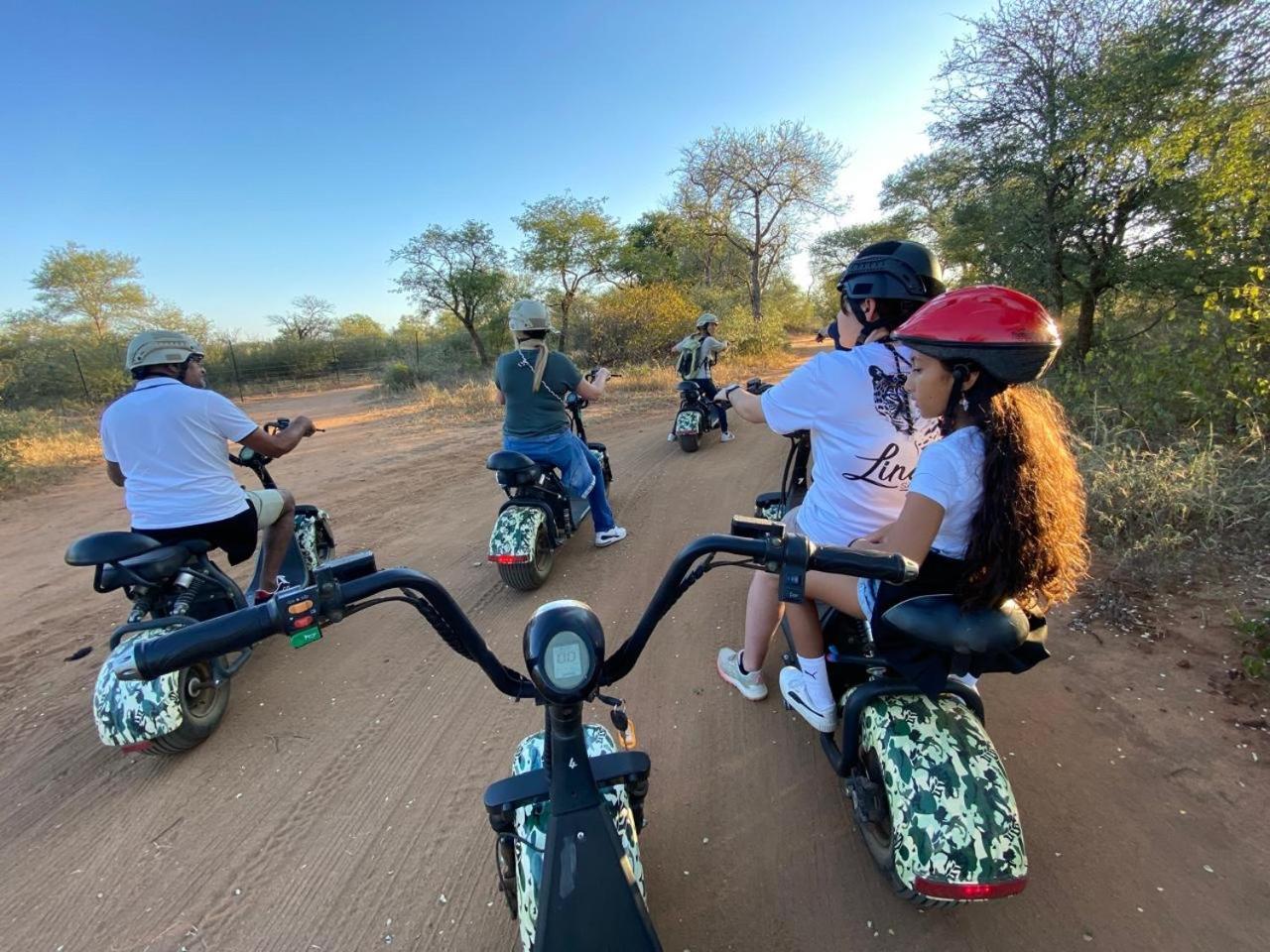 Lindiwe Safari
